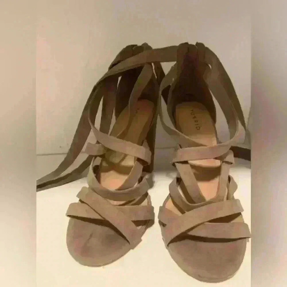 Torrid Suede Wrap Tie Up Heels/Shoes Taupe Womens Sz 9 - Picture 2 of 15